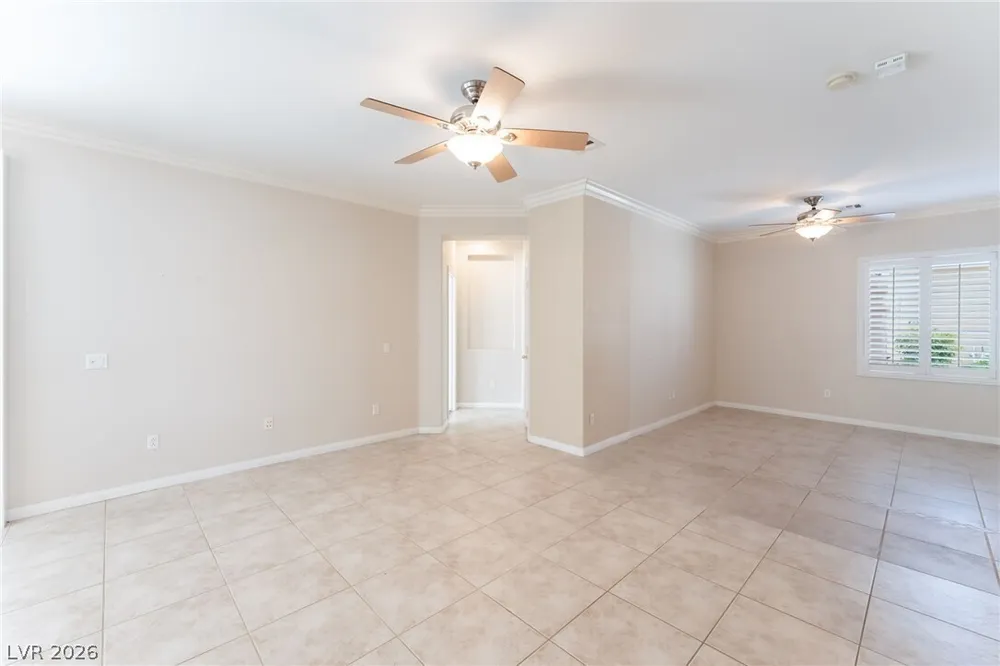 10481 Riverside Park Ave, Las Vegas, NV 89135-1055