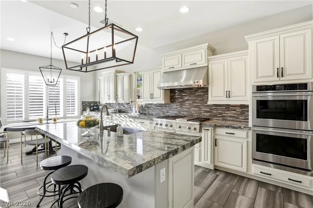 497 Paso De Montana St, Las Vegas, NV 89138