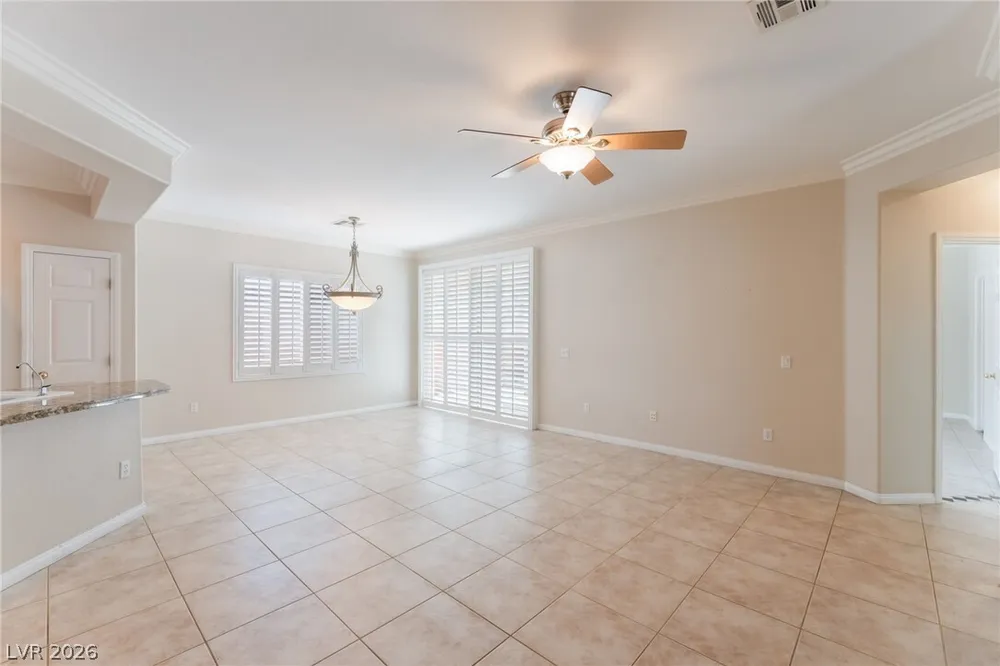 10481 Riverside Park Ave, Las Vegas, NV 89135-1055