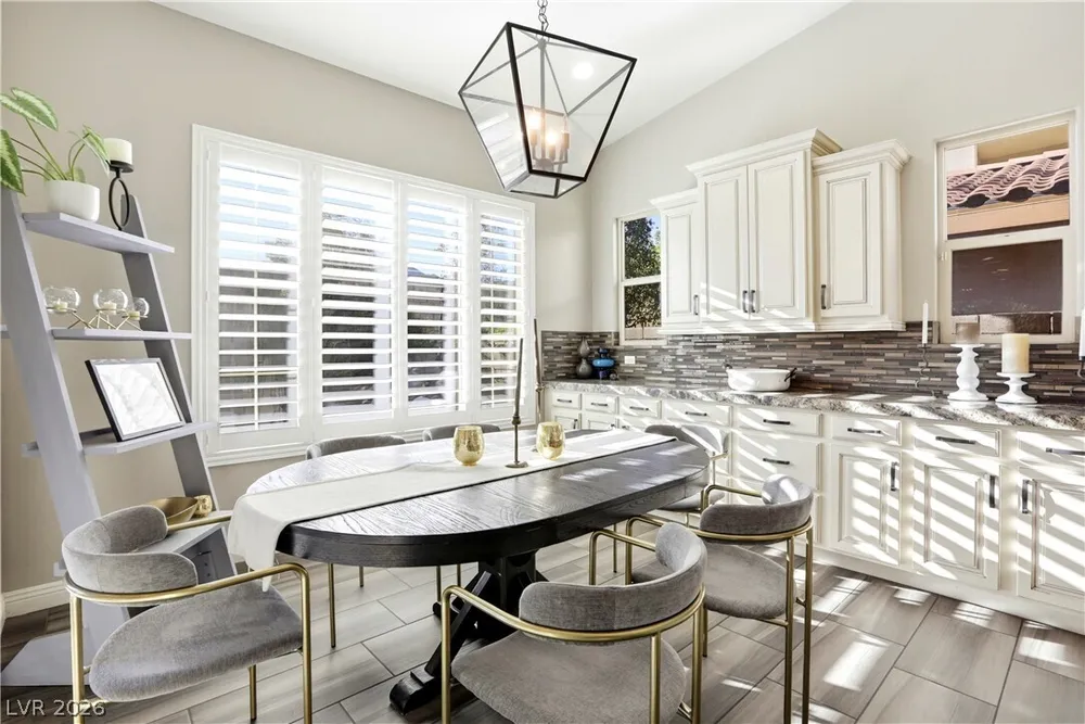 497 Paso De Montana St, Las Vegas, NV 89138