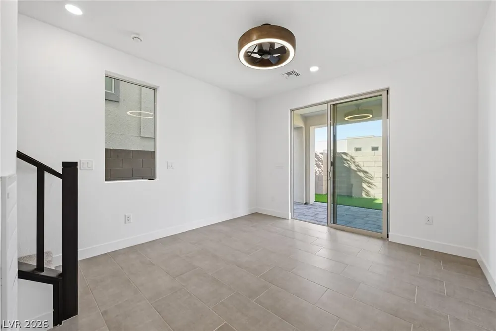 11635 Gentle Birdsong Ave, Las Vegas, NV 89138