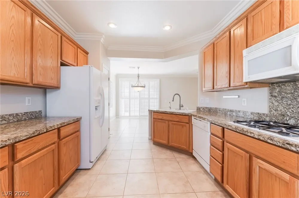 10481 Riverside Park Ave, Las Vegas, NV 89135-1055