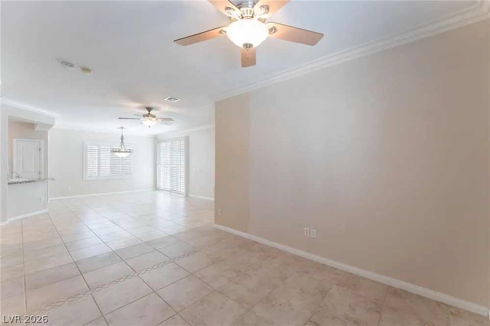 10481 Riverside Park Ave, Las Vegas, NV 89135-1055