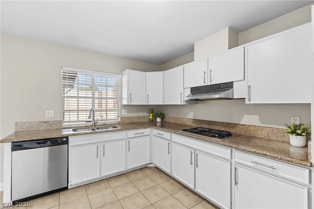 800 Vincent Way, Las Vegas, NV 89145