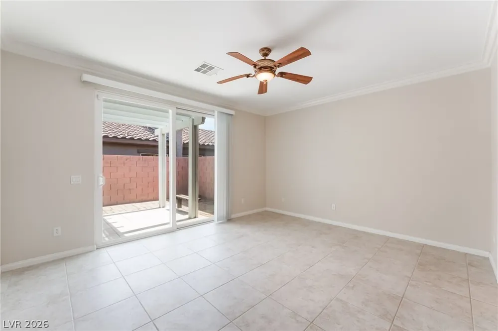 10481 Riverside Park Ave, Las Vegas, NV 89135-1055