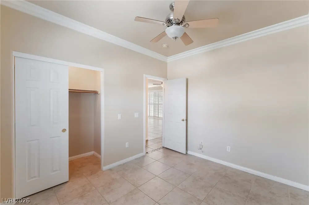 10481 Riverside Park Ave, Las Vegas, NV 89135-1055