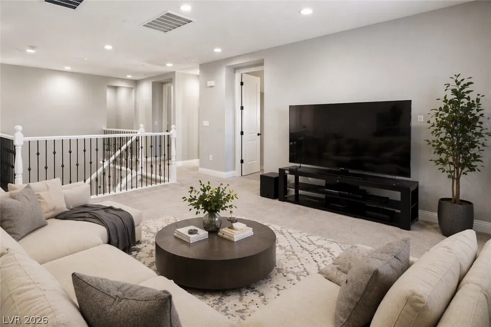 497 Paso De Montana St, Las Vegas, NV 89138