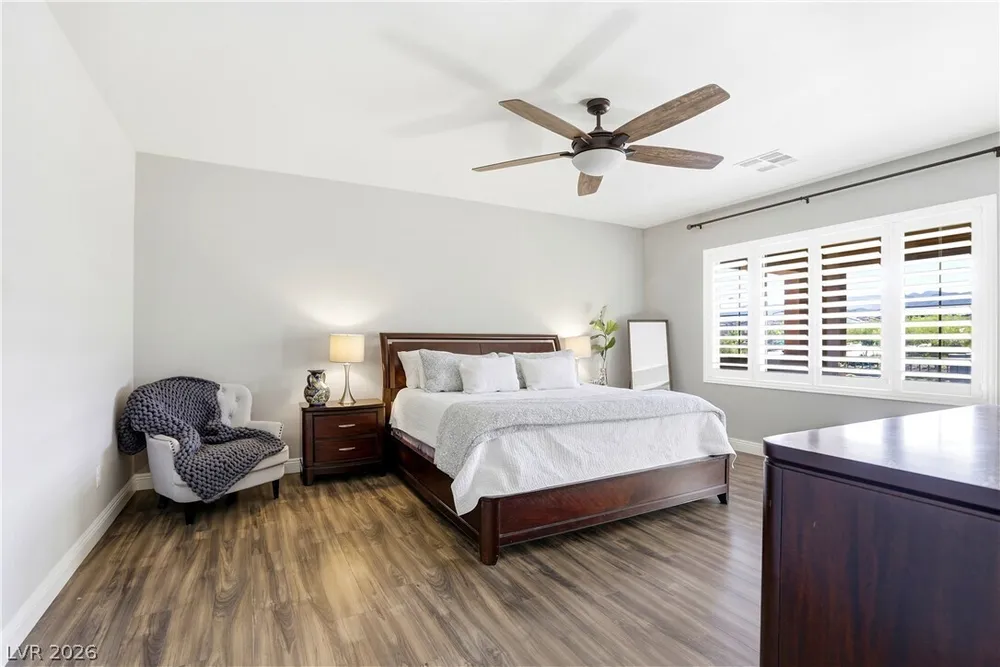 497 Paso De Montana St, Las Vegas, NV 89138
