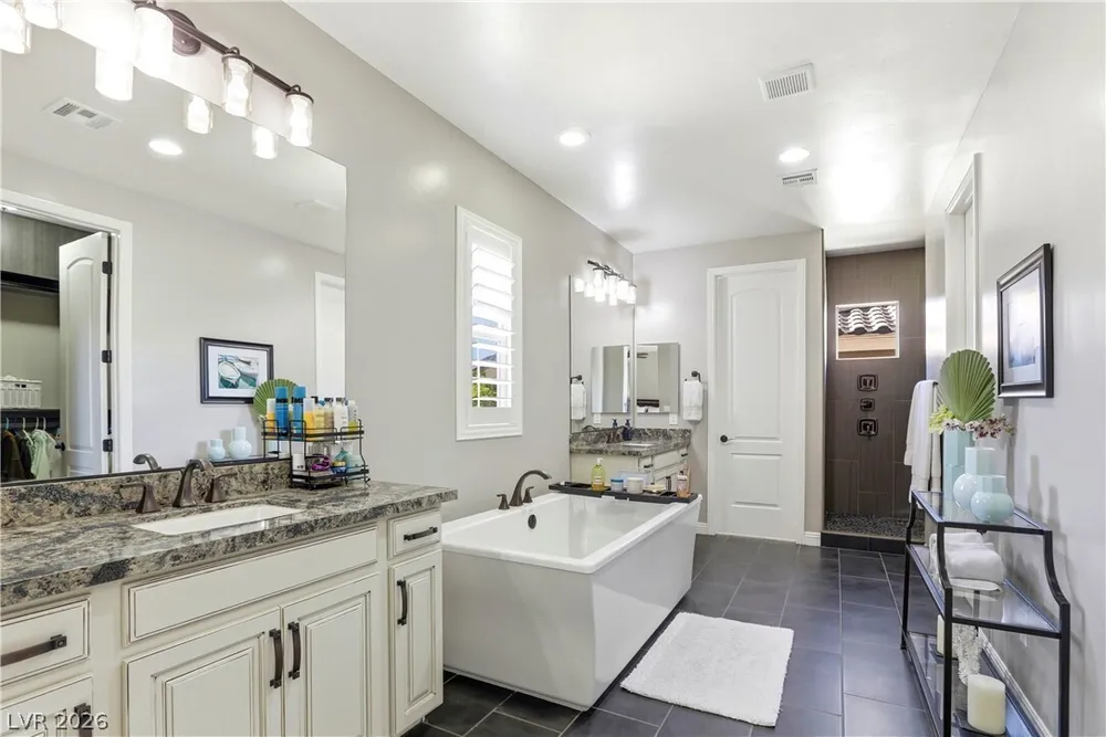 497 Paso De Montana St, Las Vegas, NV 89138