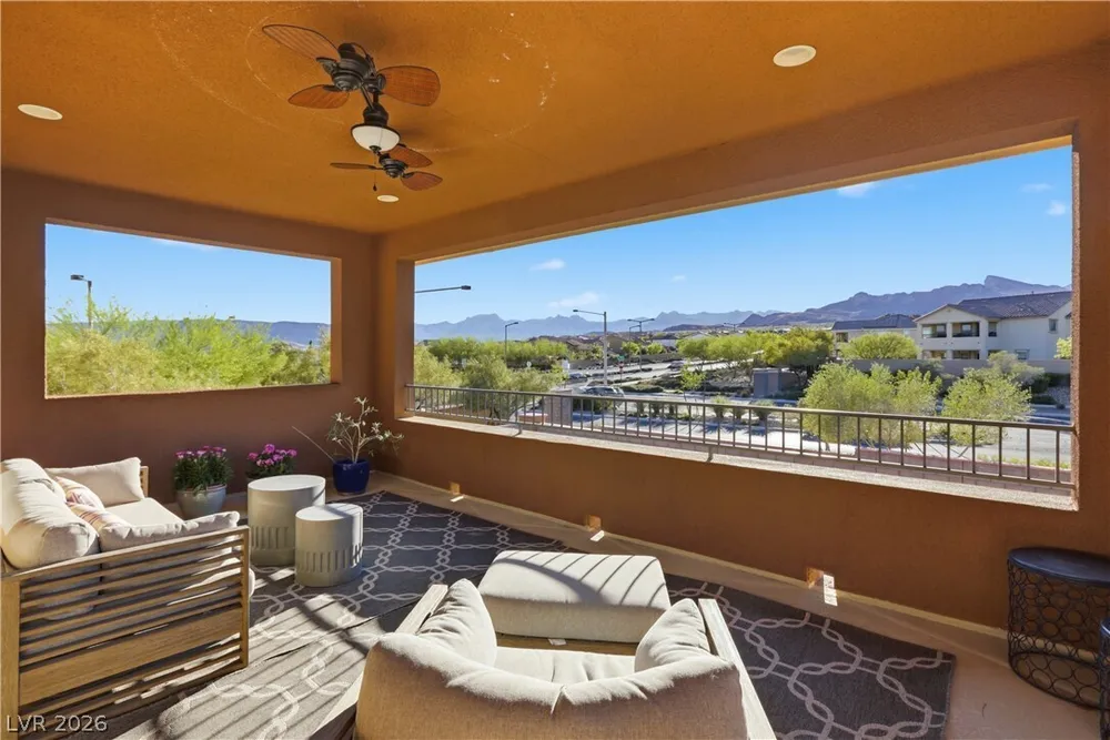 497 Paso De Montana St, Las Vegas, NV 89138