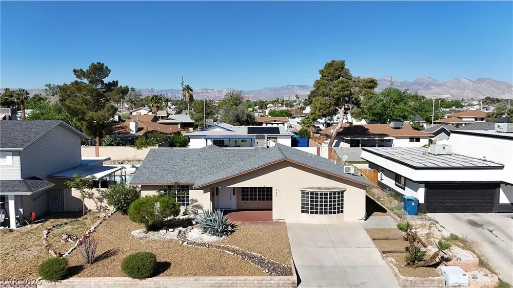 800 Vincent Way, Las Vegas, NV 89145