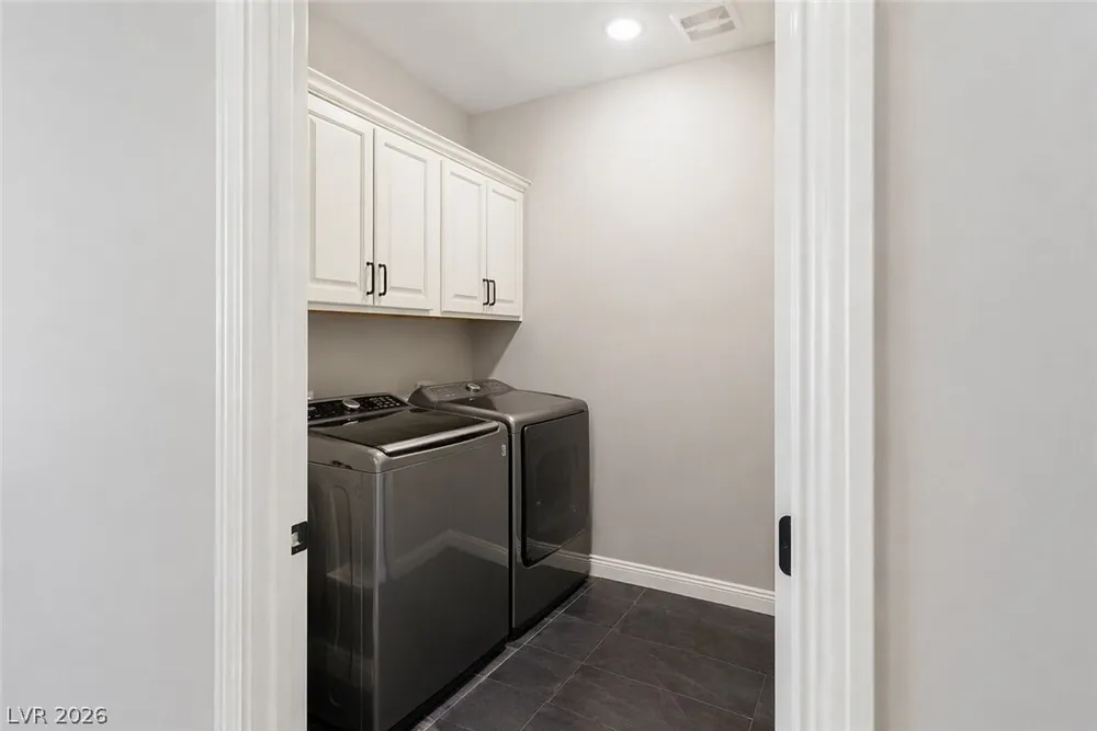 497 Paso De Montana St, Las Vegas, NV 89138