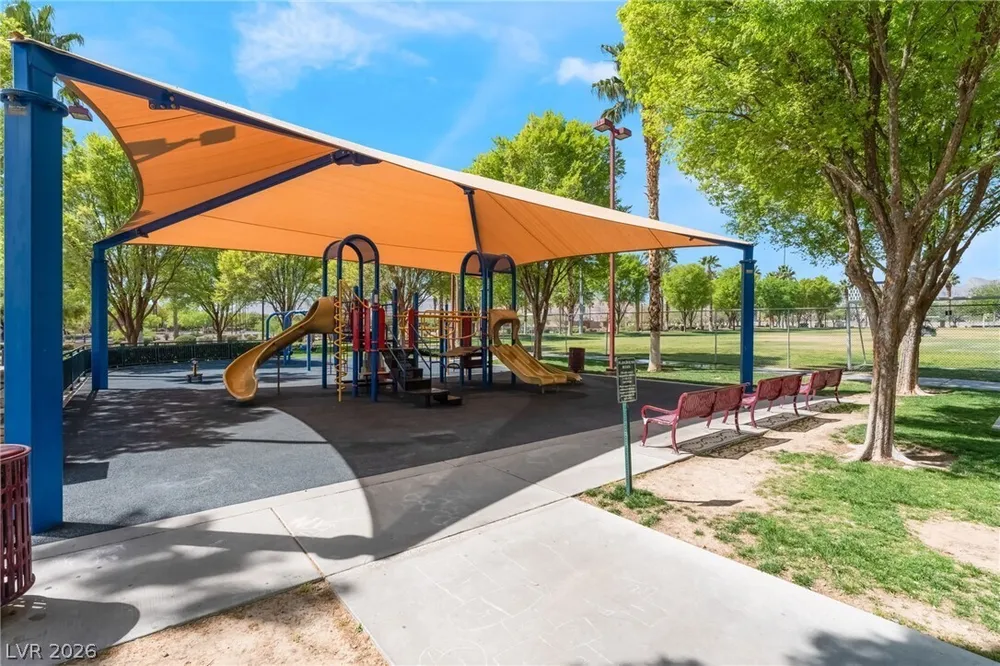 10481 Riverside Park Ave, Las Vegas, NV 89135-1055