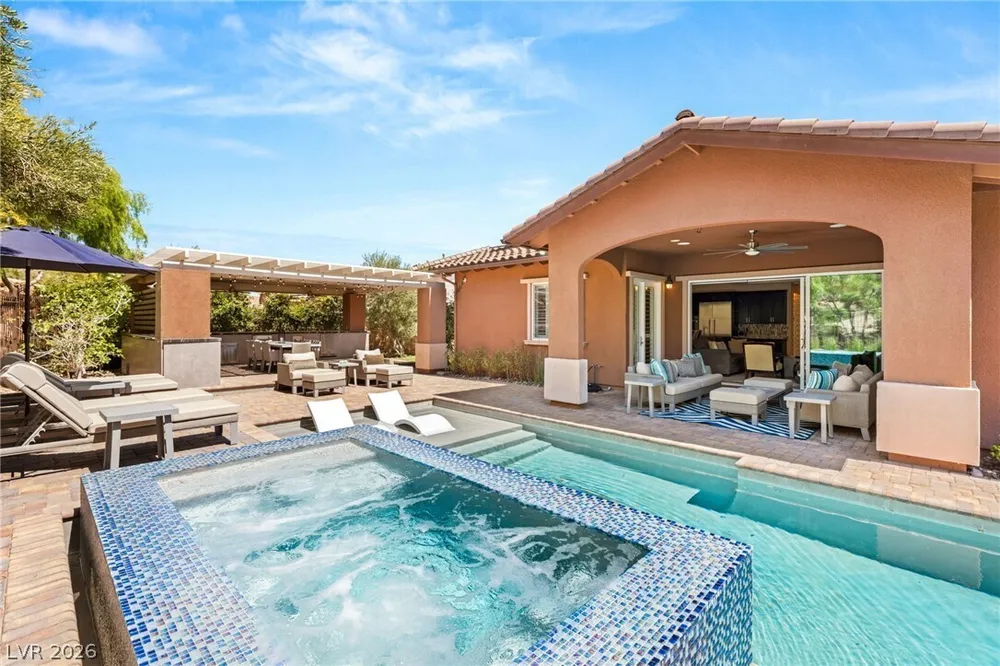 277 Lindura Ct, Las Vegas, NV 89138-4632