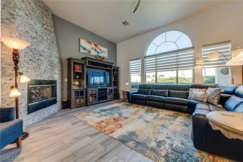 304 Nottinghill Gate Ct, Las Vegas, NV 89145