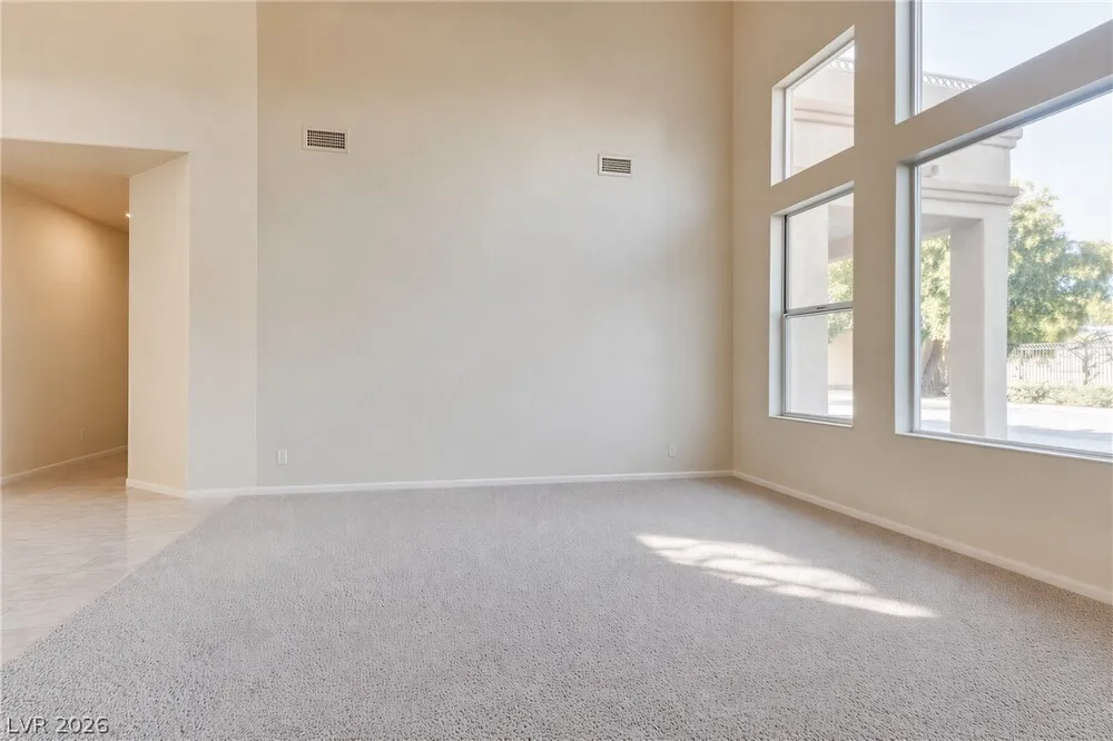 8416 Paseo Vista Dr, Las Vegas, NV 89128