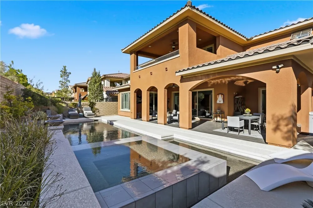 497 Paso De Montana St, Las Vegas, NV 89138