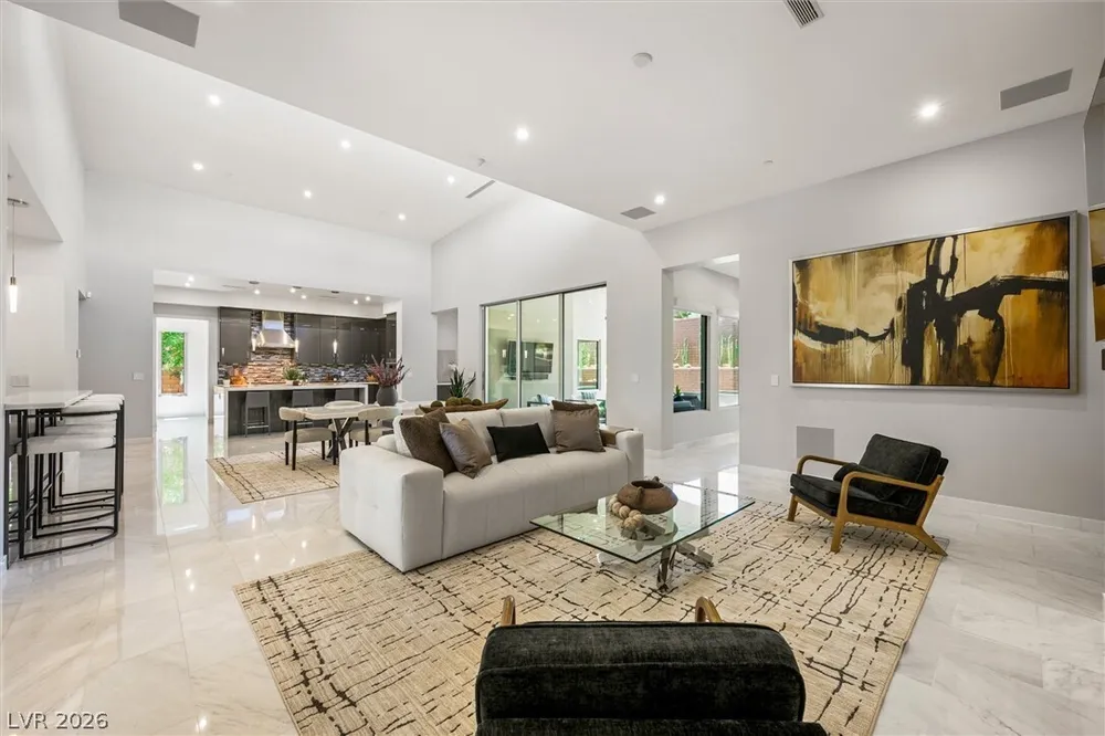11 Hawkeye Ln, Las Vegas, NV 89135-7929