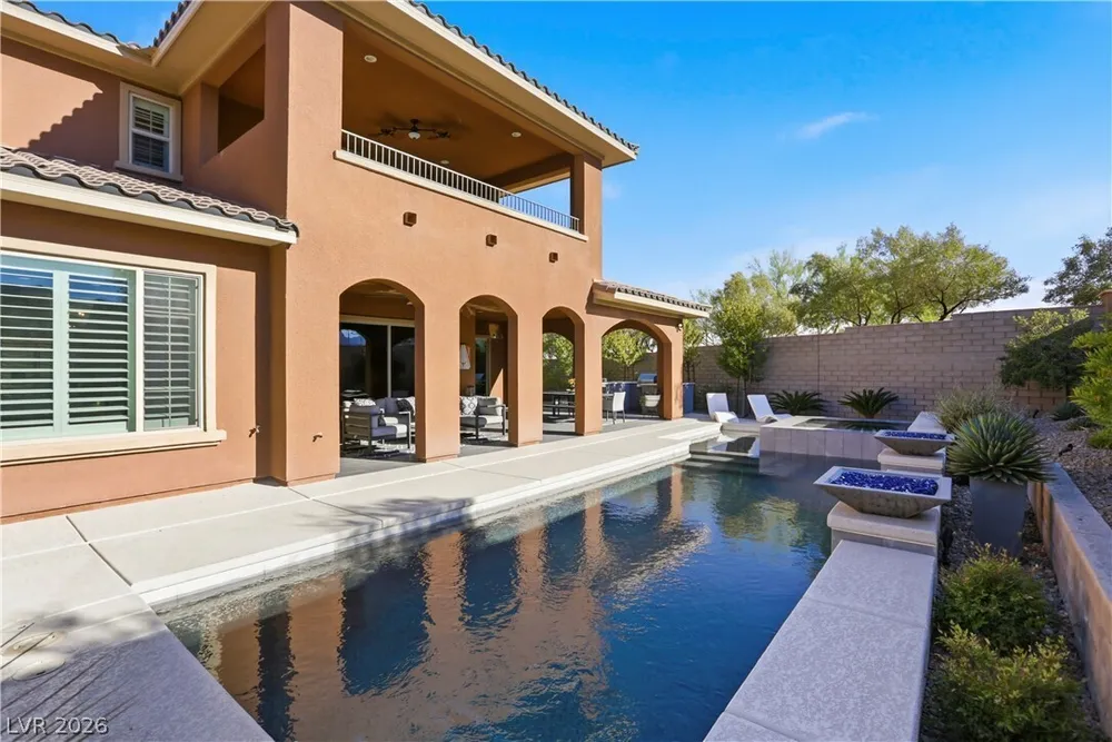 497 Paso De Montana St, Las Vegas, NV 89138