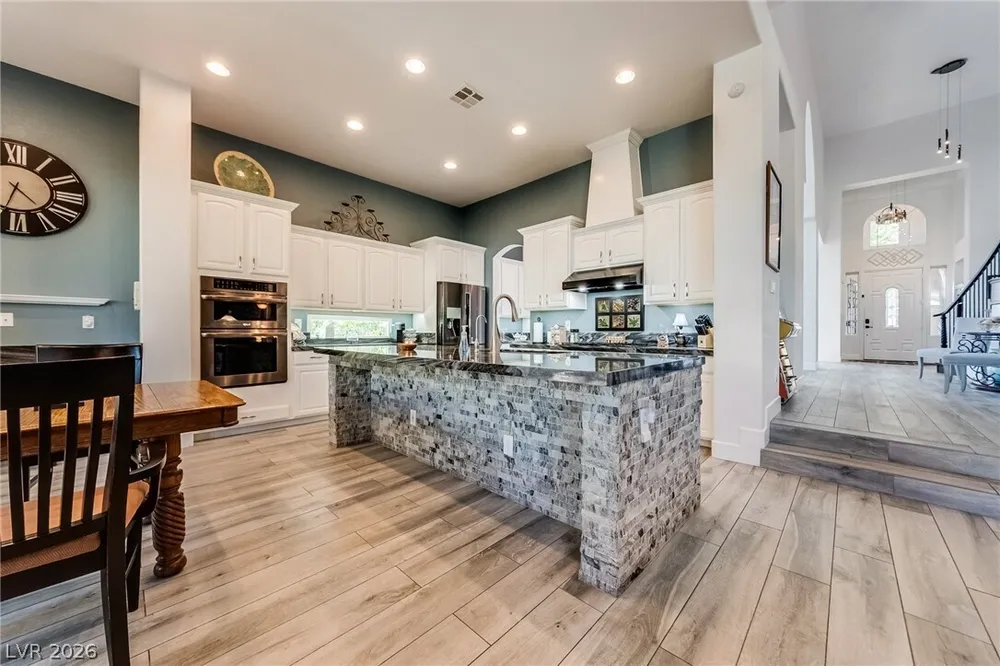 304 Nottinghill Gate Ct, Las Vegas, NV 89145