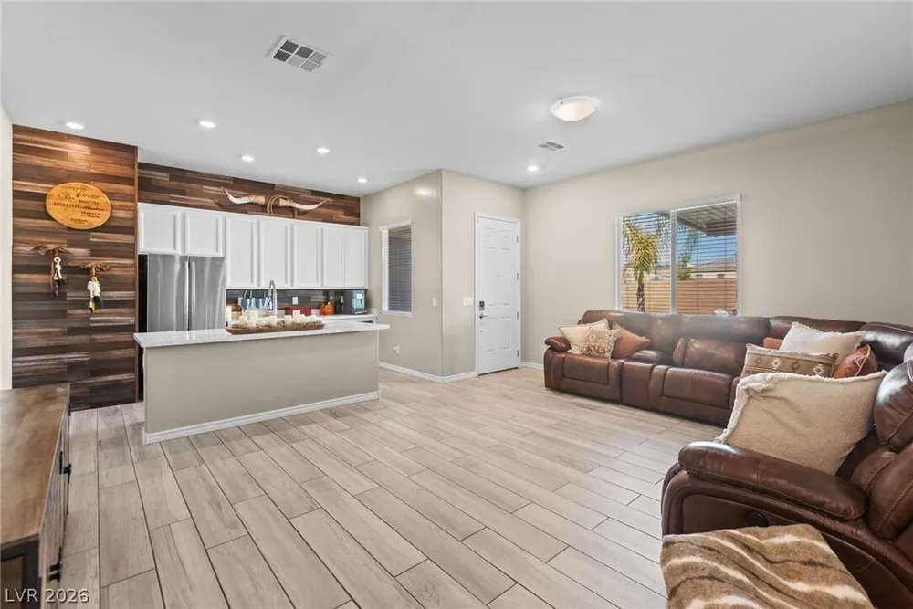 6168 Rockville Creek Ct, Las Vegas, NV 89149