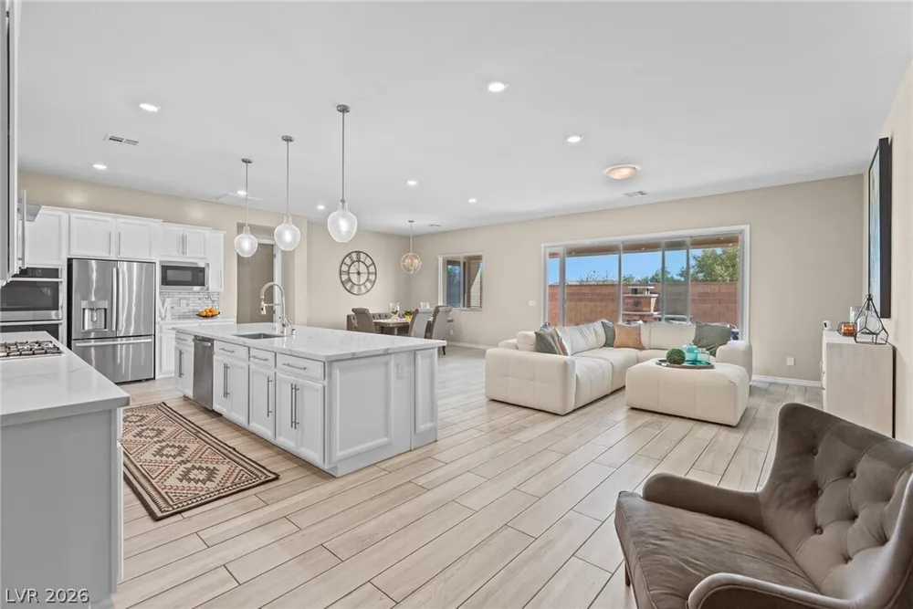 6168 Rockville Creek Ct, Las Vegas, NV 89149