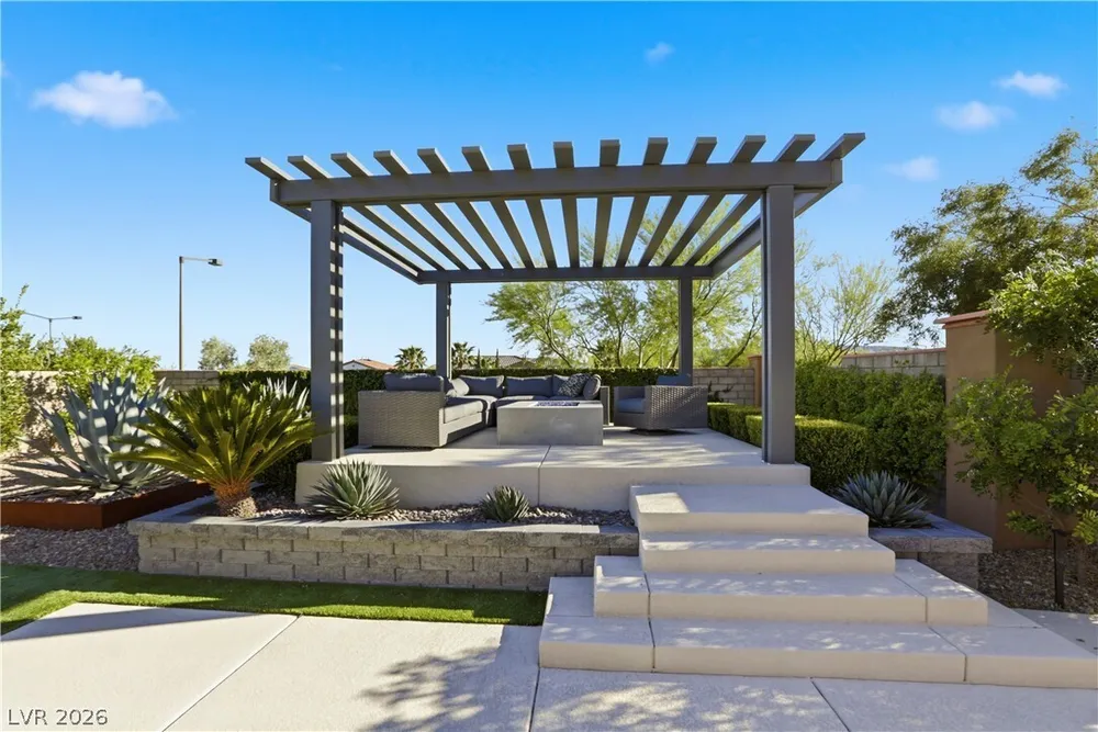 497 Paso De Montana St, Las Vegas, NV 89138