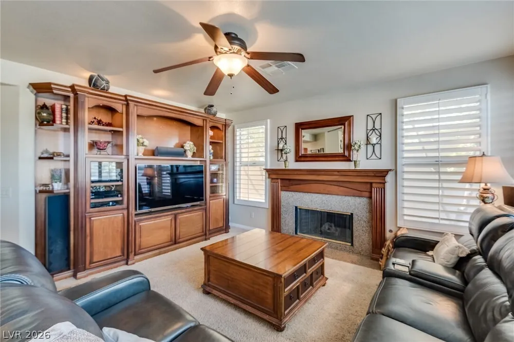 8416 Paseo Vista Dr, Las Vegas, NV 89128