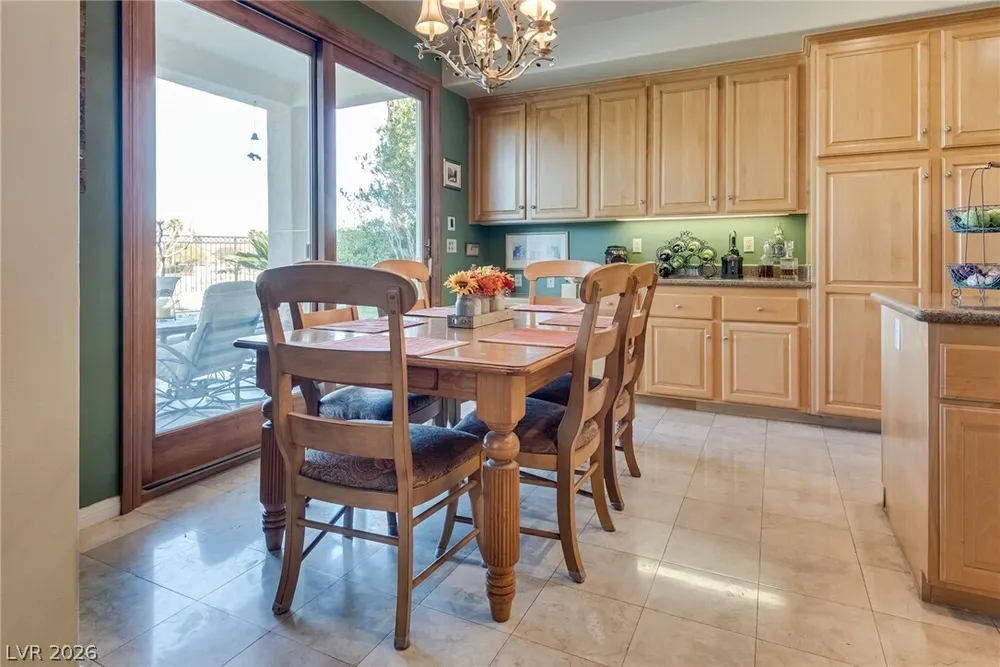 8416 Paseo Vista Dr, Las Vegas, NV 89128
