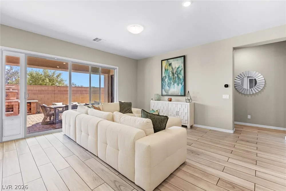 6168 Rockville Creek Ct, Las Vegas, NV 89149