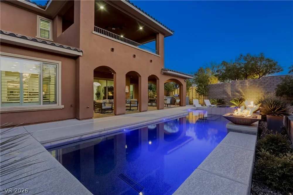 497 Paso De Montana St, Las Vegas, NV 89138