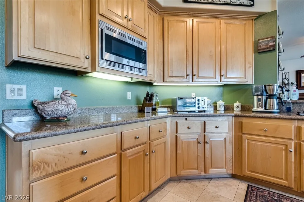 8416 Paseo Vista Dr, Las Vegas, NV 89128