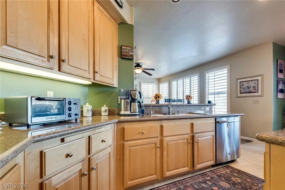 8416 Paseo Vista Dr, Las Vegas, NV 89128