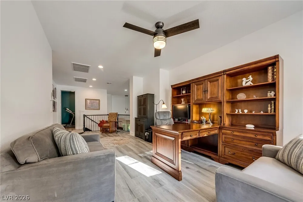 304 Nottinghill Gate Ct, Las Vegas, NV 89145
