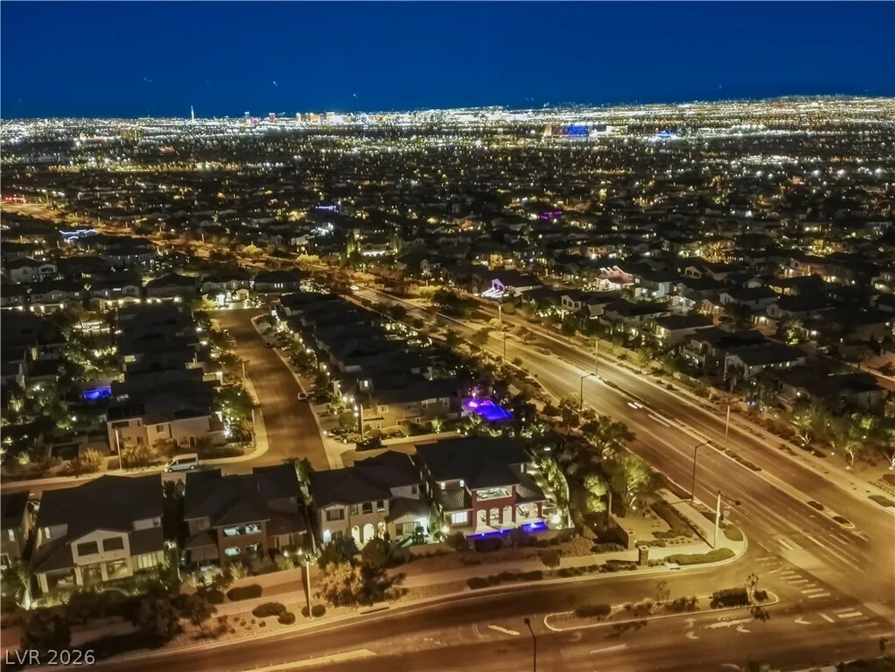 497 Paso De Montana St, Las Vegas, NV 89138