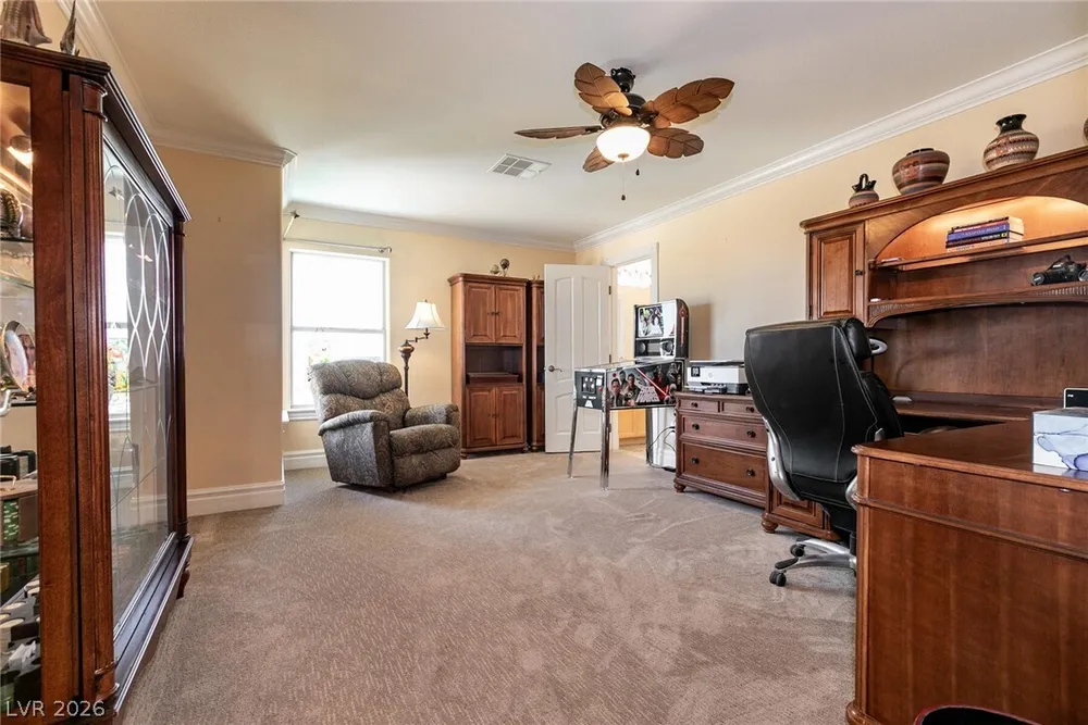 7718 Willow Cove Circle, Las Vegas, NV 89129