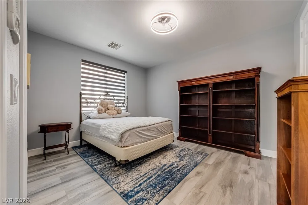 304 Nottinghill Gate Ct, Las Vegas, NV 89145