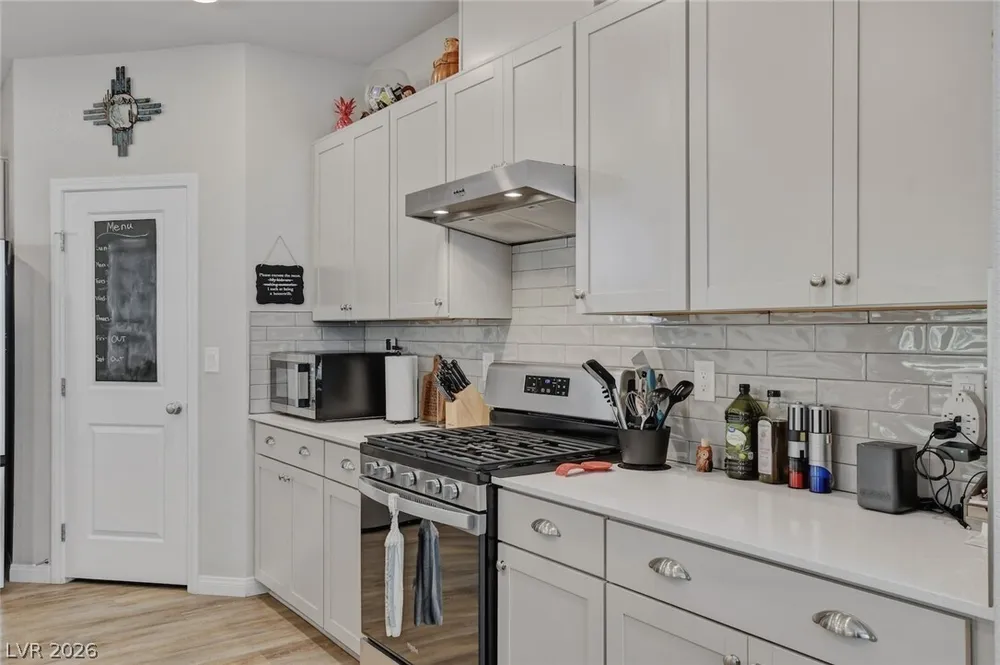 8494 Torozo Ave, Las Vegas, NV 89149