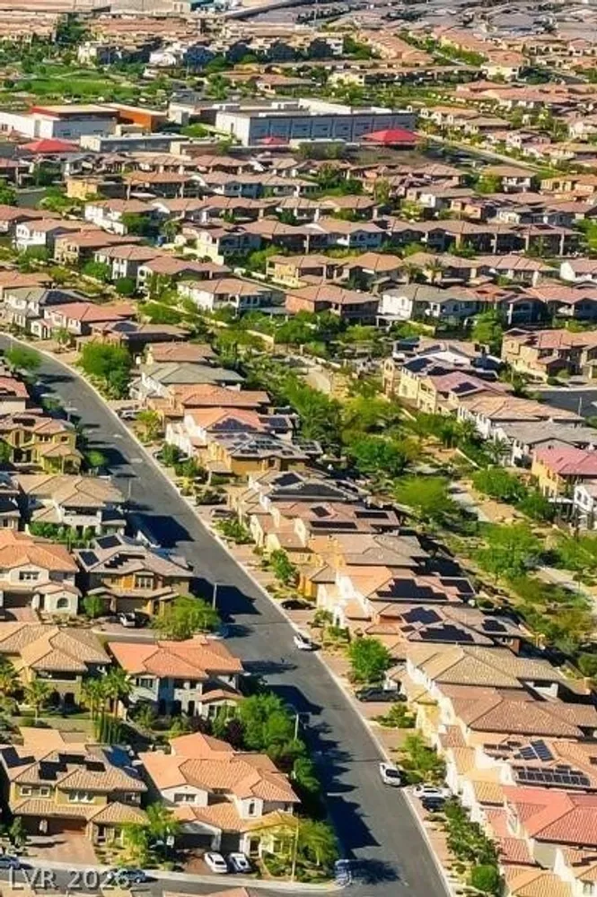 497 Paso De Montana St, Las Vegas, NV 89138