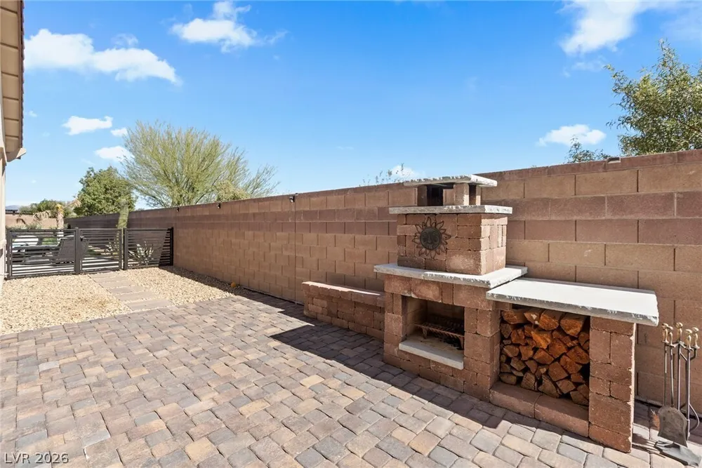 6168 Rockville Creek Ct, Las Vegas, NV 89149