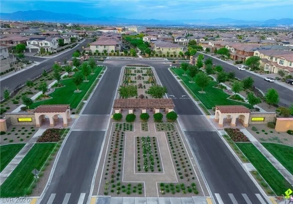 497 Paso De Montana St, Las Vegas, NV 89138