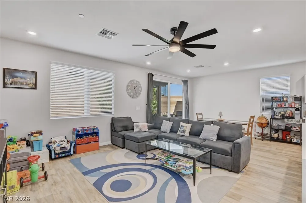 8494 Torozo Ave, Las Vegas, NV 89149