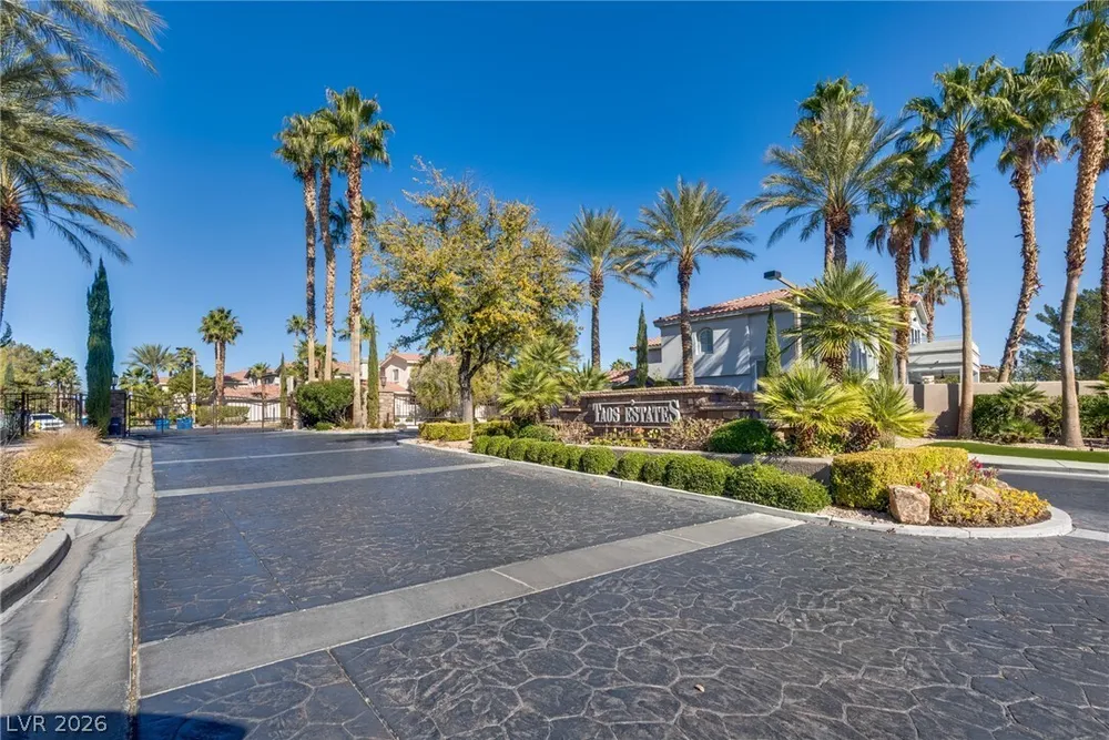 8416 Paseo Vista Dr, Las Vegas, NV 89128