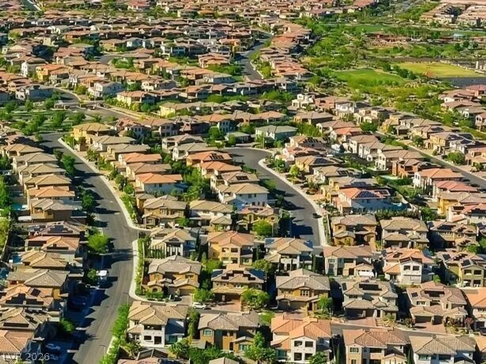 497 Paso De Montana St, Las Vegas, NV 89138