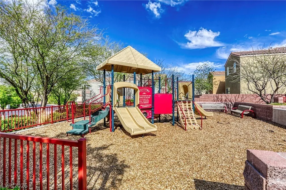 10593 Hamdem Ave, Las Vegas, NV 89129-6445