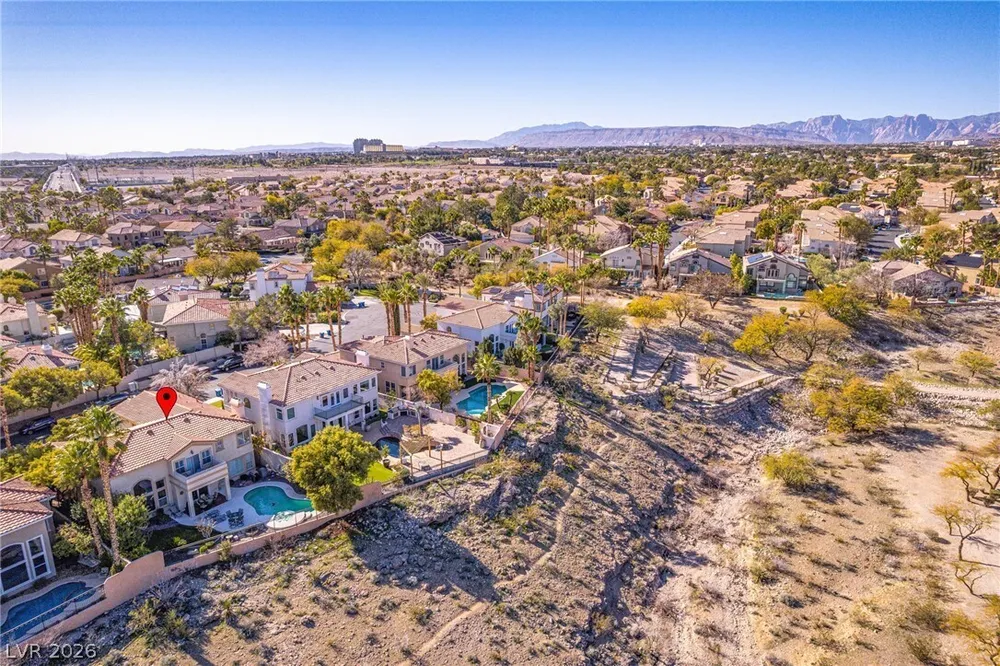 8416 Paseo Vista Dr, Las Vegas, NV 89128