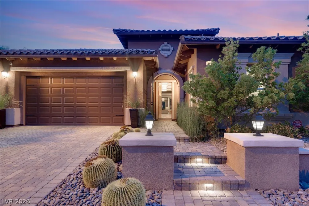 277 Lindura Ct, Las Vegas, NV 89138-4632