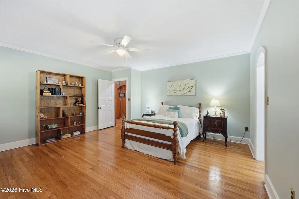 535 E Morganton Rd, Southern Pines, NC 28387