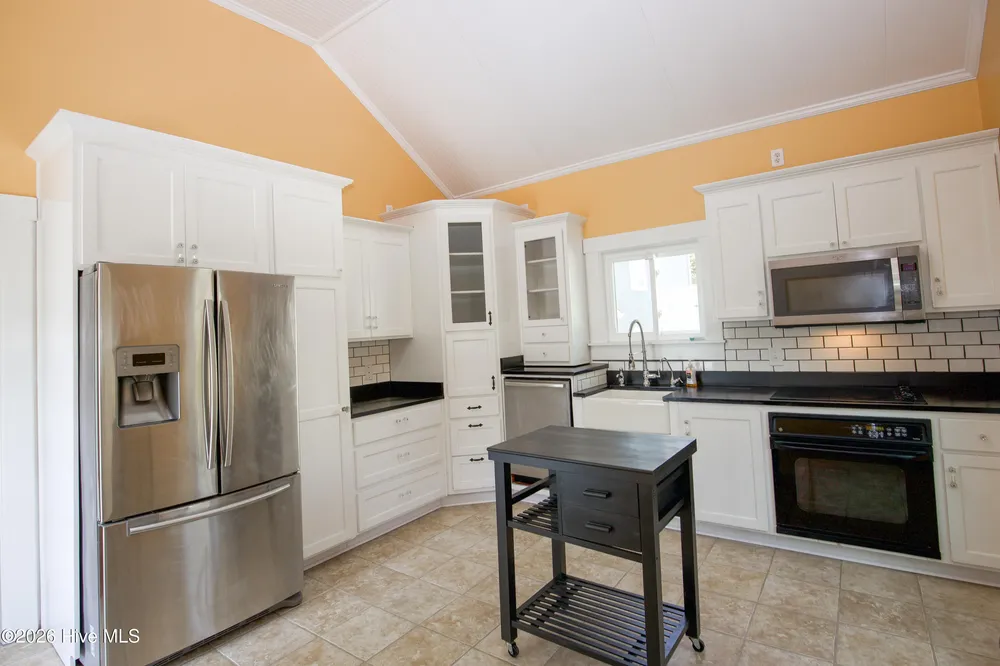 225 E Vermont Ave, Southern Pines, NC 28387