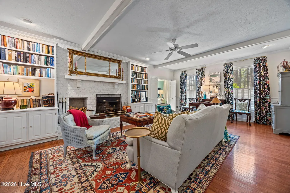 385 Lake Dornoch Dr, Pinehurst, NC 28374